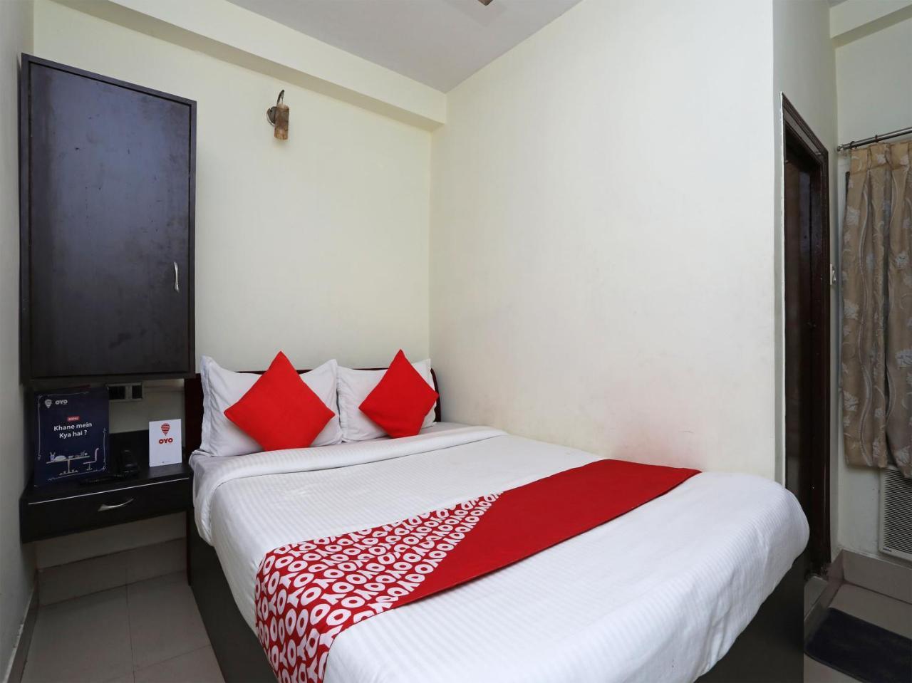 OYO 13906 Vinita Inn Santragachi Esterno foto
