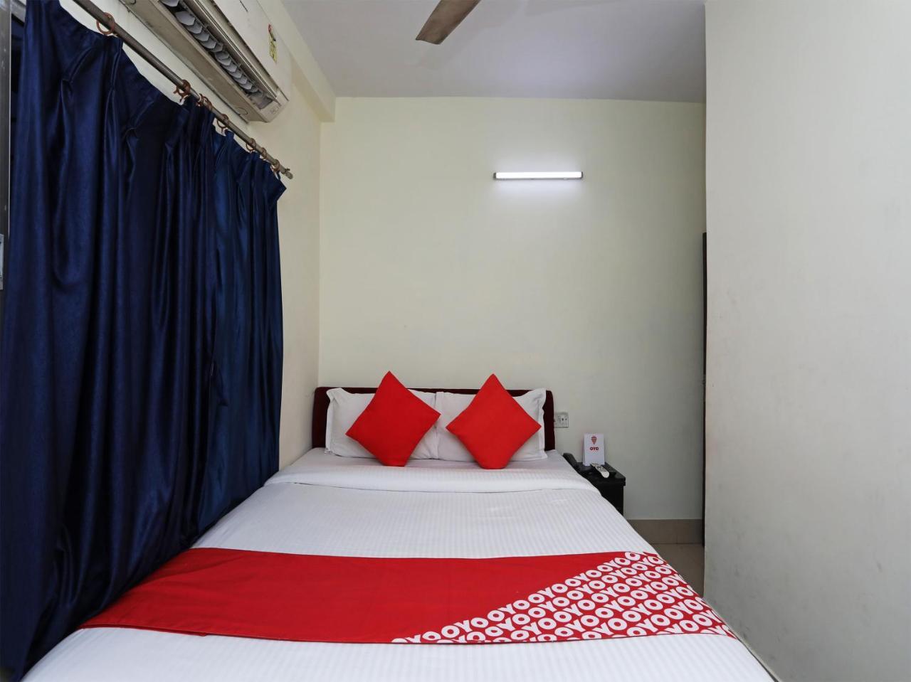 OYO 13906 Vinita Inn Santragachi Esterno foto